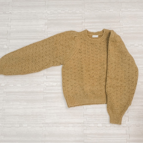 Rylee & Cru Balloon Sweater in Gold - Picture 2 of 2